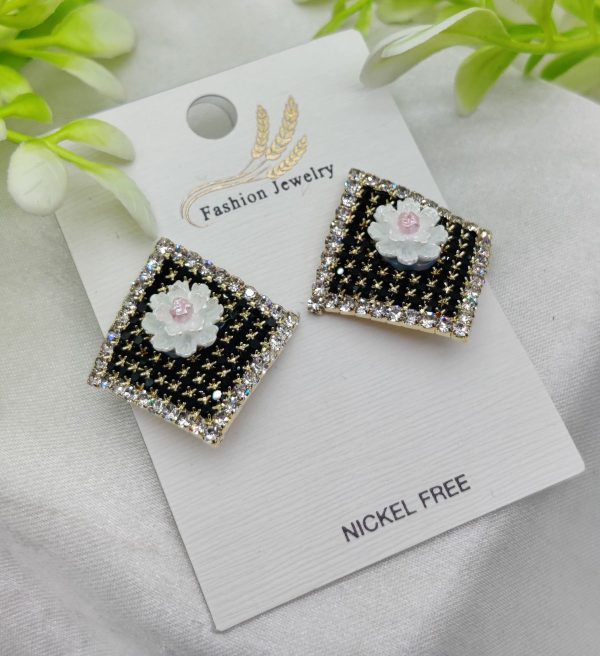 Imported Elegant Floral Stud Earrings With Rhinestone Border - Image 2